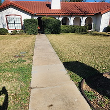 Tile Floor and Sidewalk Cleaning 4